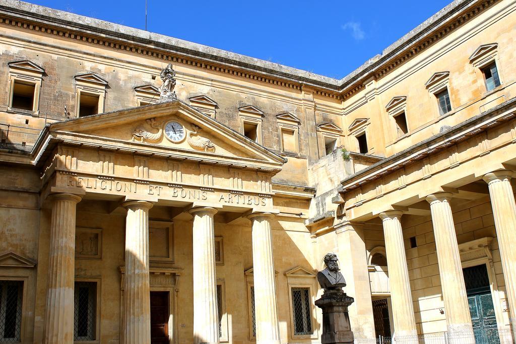 Piazza Argento Couette-café Lecce