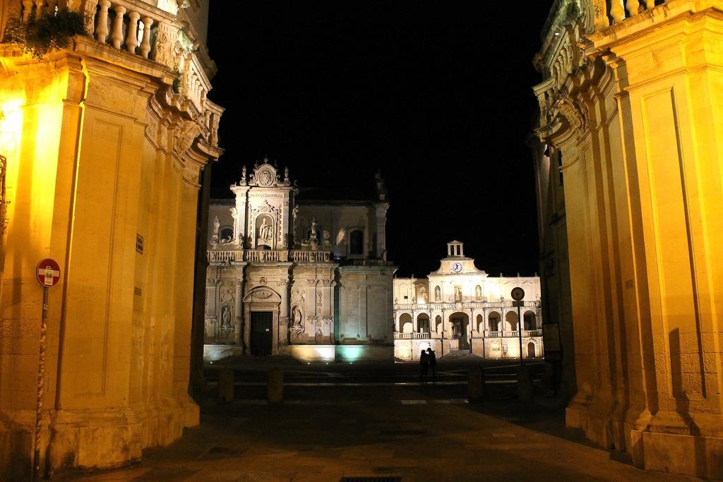 Piazza Argento Couette-café Lecce